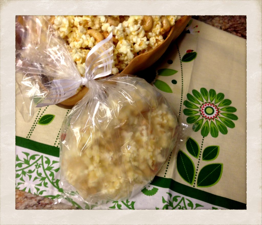Caramel popcorn gift bags!