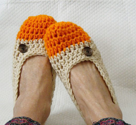 Knitted slippers www.mytributejournal.com